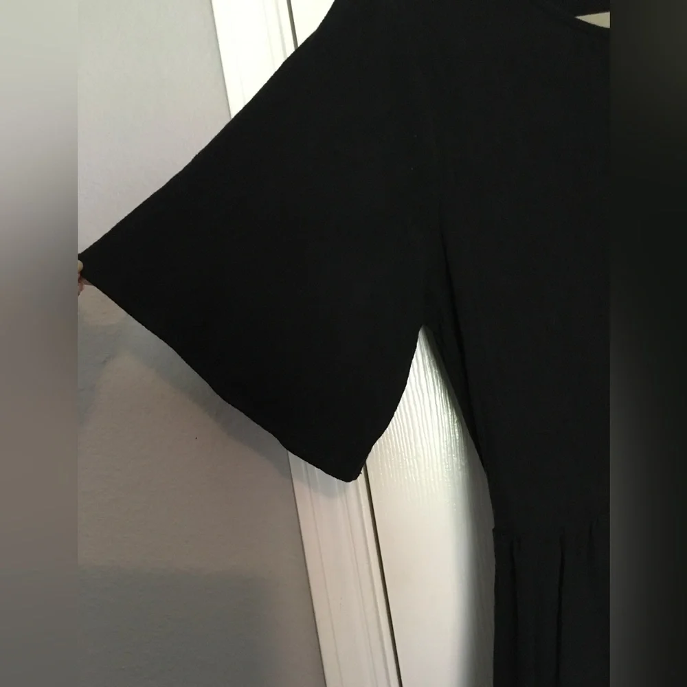 Polagram Black Lined Dress - Picture 5 of 7